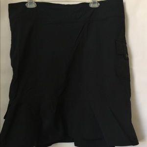 Royal Robbins Black Athletic Skirt with Pockets